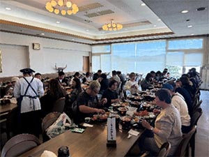 写真_日帰りバスツアー昼食会